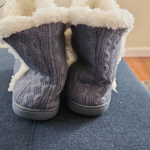 Cozy Gray Women's Slippers